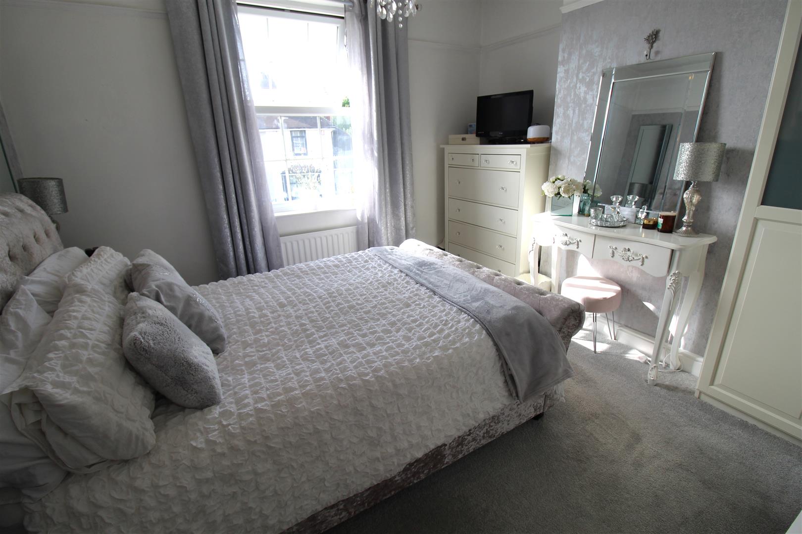 Longfield Road, Hartshill, Stoke-On-Trent
